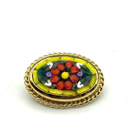 Vintage Floral Mosaic Brooch, Oval Gold Tone Lapel Pin with White and Red Flower - Picture 1 of 3
